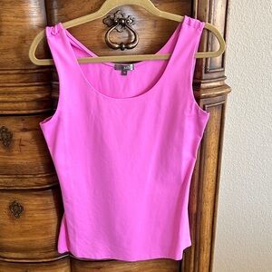 Women's Vibrant Pink tank Top Size M